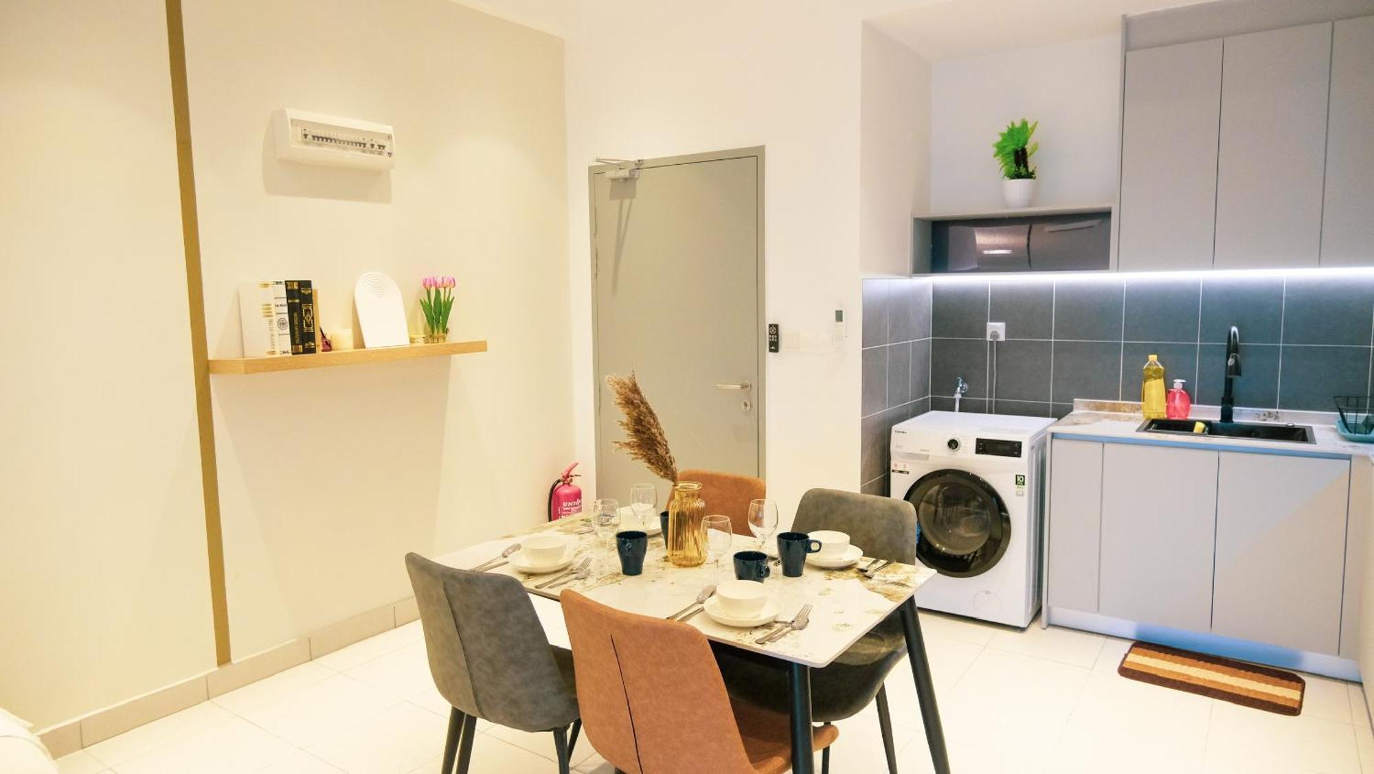 Netizen Cozy Suite By Guestonic เชอราส ภายนอก รูปภาพ